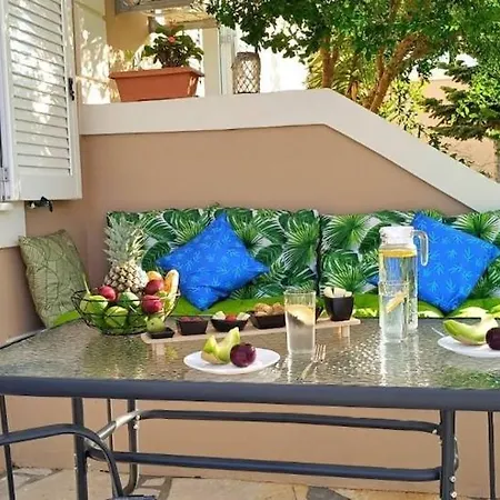 Lägenhet Avra Charming House *