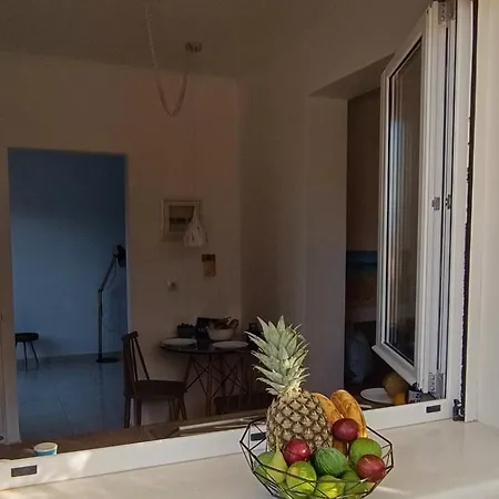 Avra Charming House Lägenhet Khelmáta