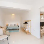 Διαμέρισμα Avra Charming House