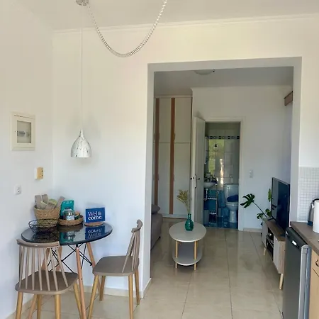 Avra Charming House Apartmán *